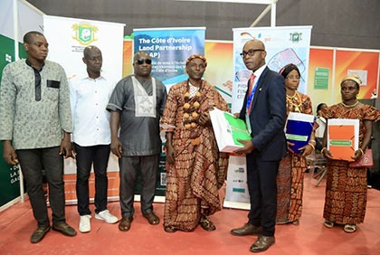 adoption d'un décret portant sur la ratification d’un accord, en vue du financement du programme de renforcement de la sécurisation foncière rurale